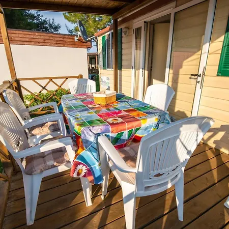 Mobile Homes Istria - Brioni Vakantiehuis Pula
