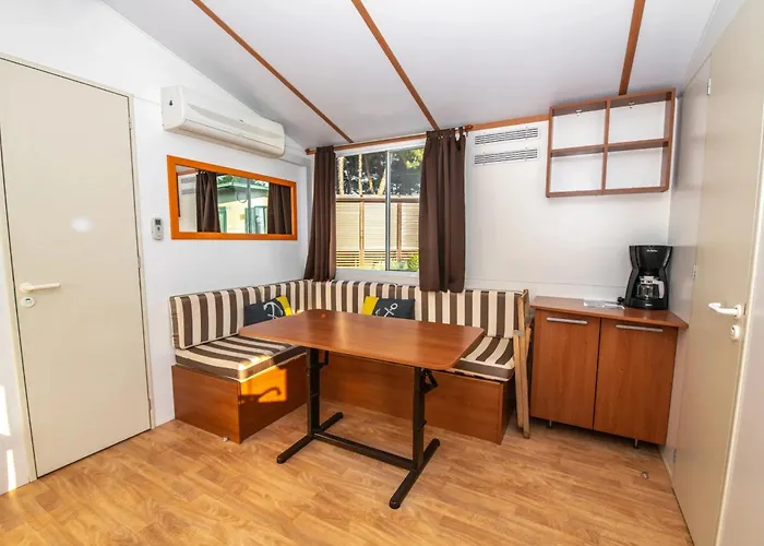 Mobile Homes Istria - Brioni בית נופש פולה